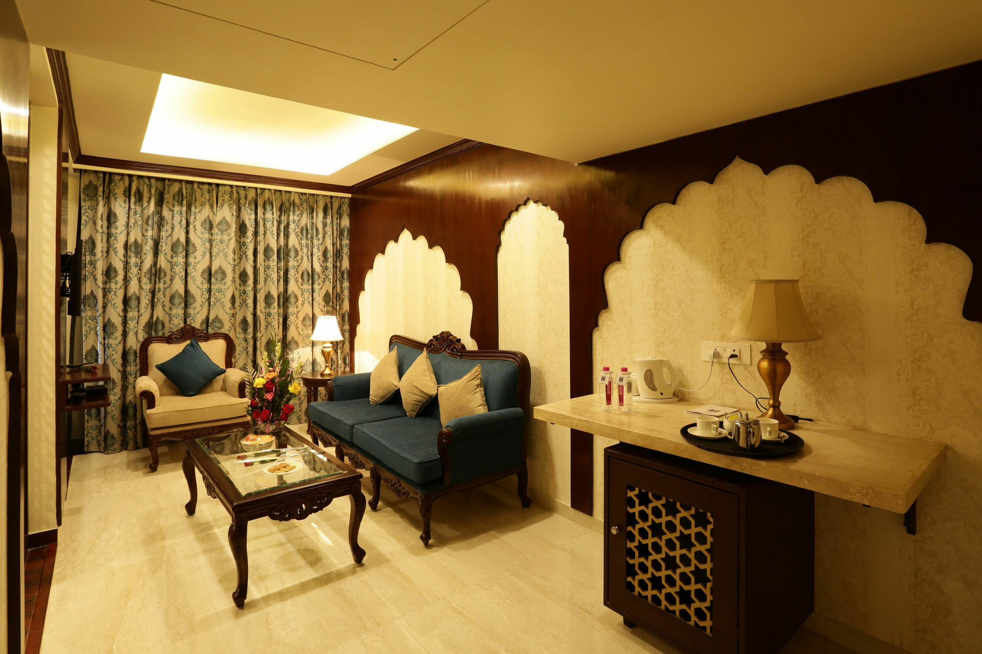 Comfort Inn Sapphire - A Inde Hotel Divisione di Divisione di Jaipur Esterno foto